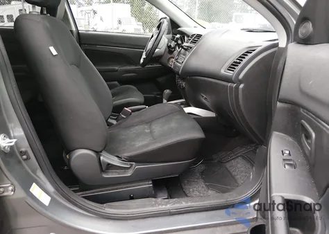 2014 Mitsubishi Outlander Sport Es z USA, uszkodzony, nr VIN 4A4AP3AU1EE029903